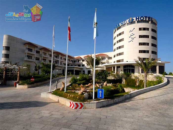 GRAND HOTEL