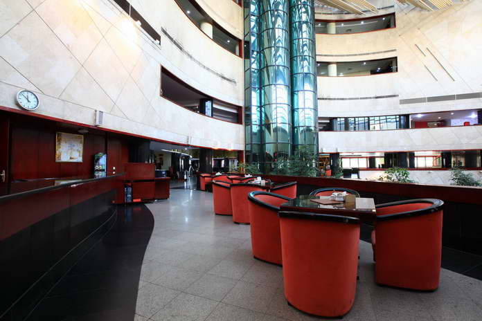 EL GOLI PARS HOTEL